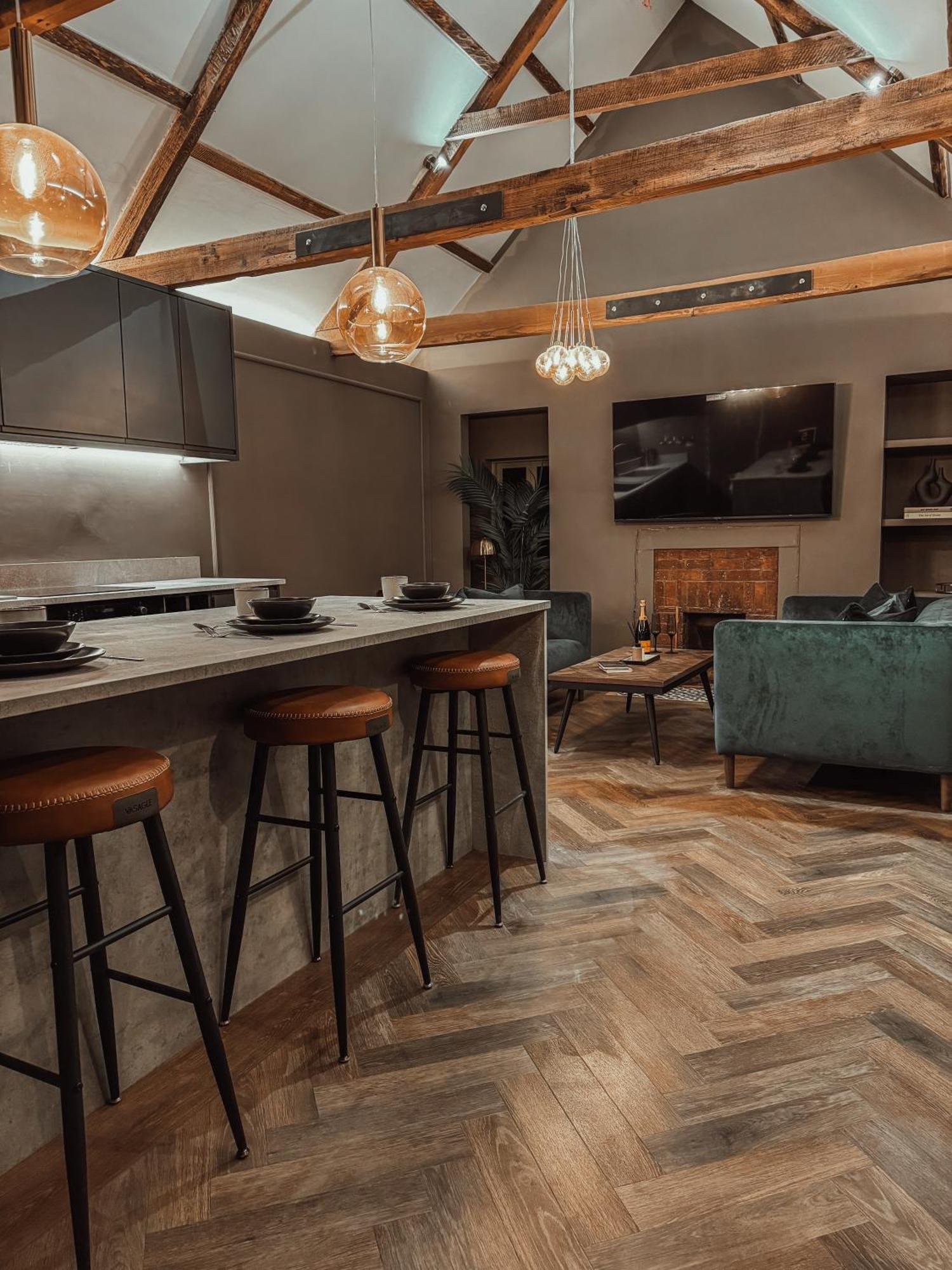 Magistrates Penthouse Suite - Town Centre Apartments With Spa Morpeth Exterior foto