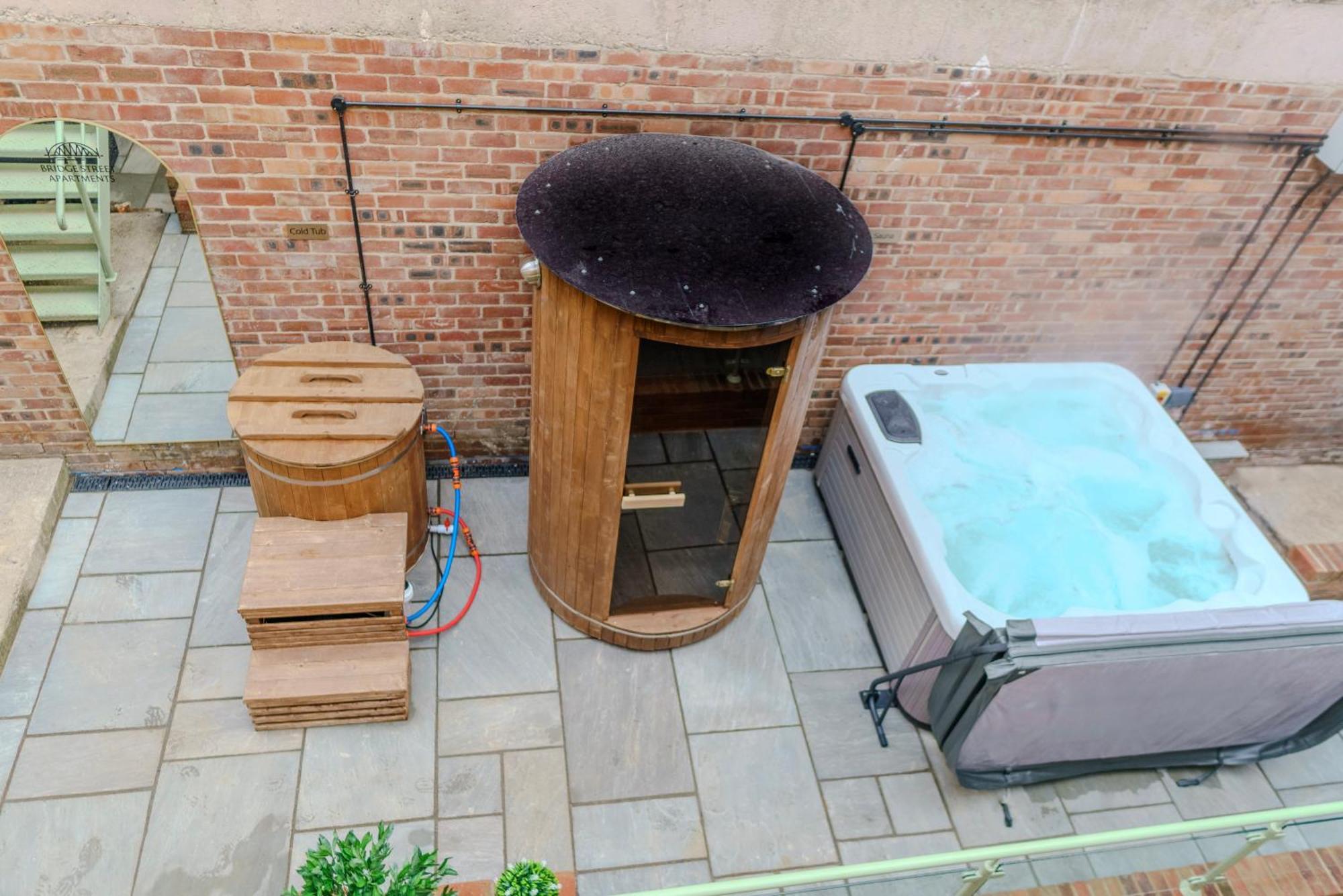 Magistrates Penthouse Suite - Town Centre Apartments With Spa Morpeth Exterior foto